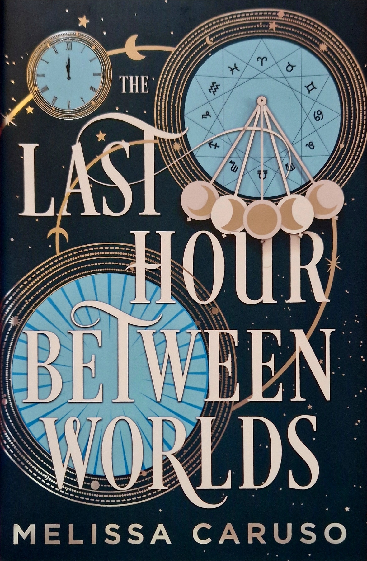The Echo Archives 1 - The Last Hour Betweeen Worlds